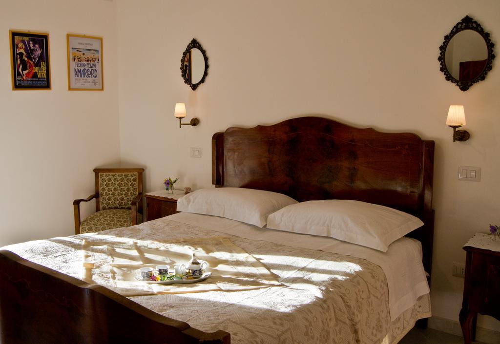 La Piccola Casa Del Cinema Hotel Giffoni Valle Piana Kültér fotó