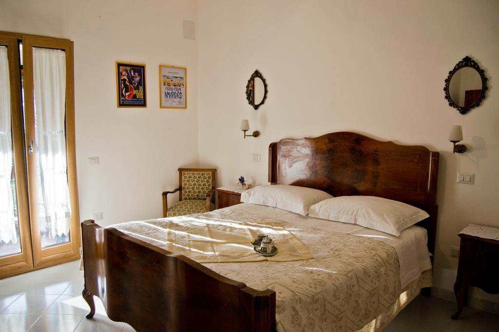 La Piccola Casa Del Cinema Hotel Giffoni Valle Piana Kültér fotó